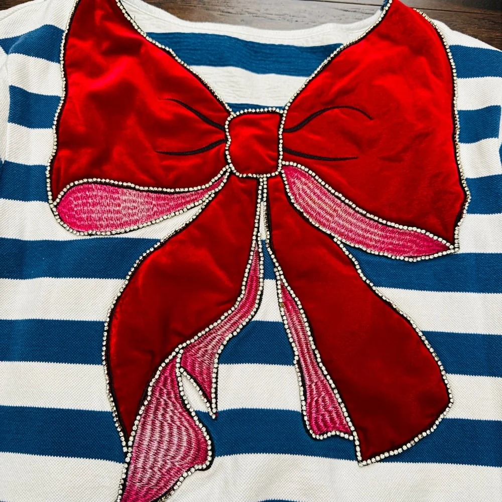 Sweatershirt - Picture 3 of 3